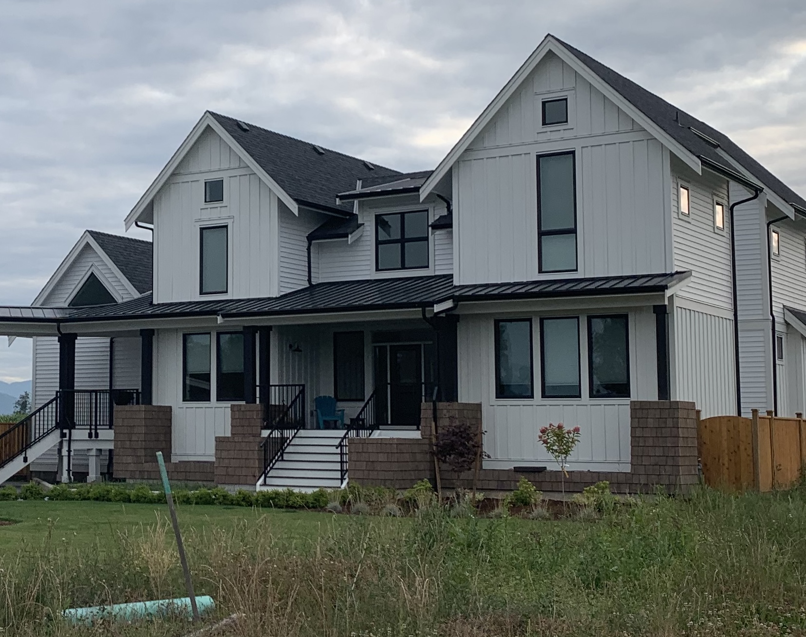 Cedar & Vinyl Siding